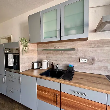 アパート Modernes 5 Fuer Monteure & Handwerker Mit Eigenem Parkplatz