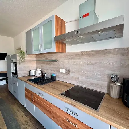 Modernes 5 Fuer Monteure & Handwerker Mit Eigenem Parkplatz * ベンスハイム